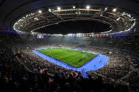 梅西没想到，C罗确认退役时间半月多，就做出与贝克汉姆一样选择